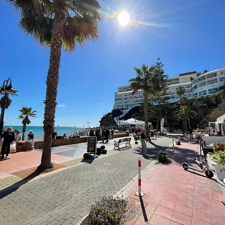 Roca Chica. Studio - First Line Beach Torremolinos Exterior photo