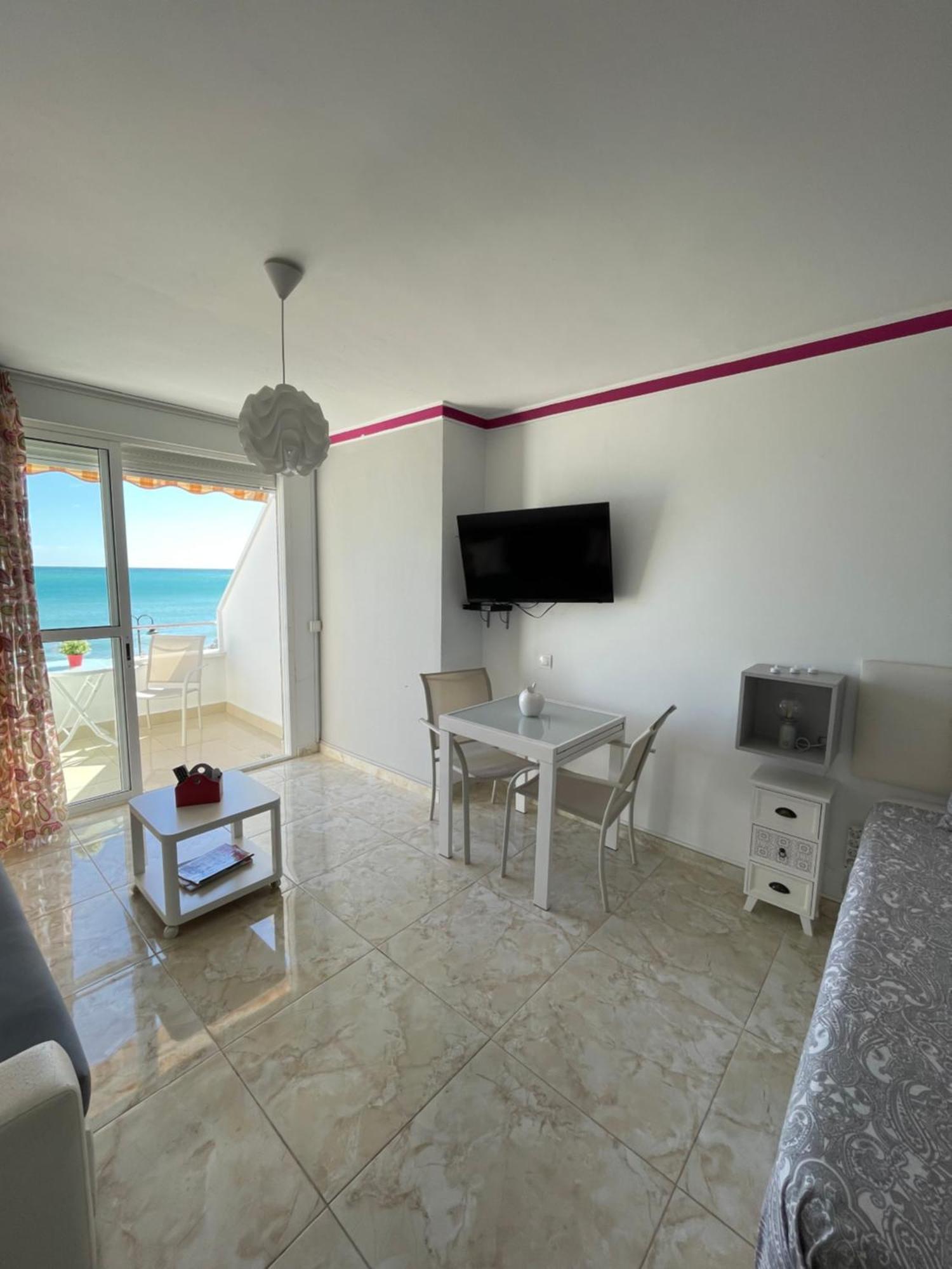 Apartament Roca Chica. - First Line