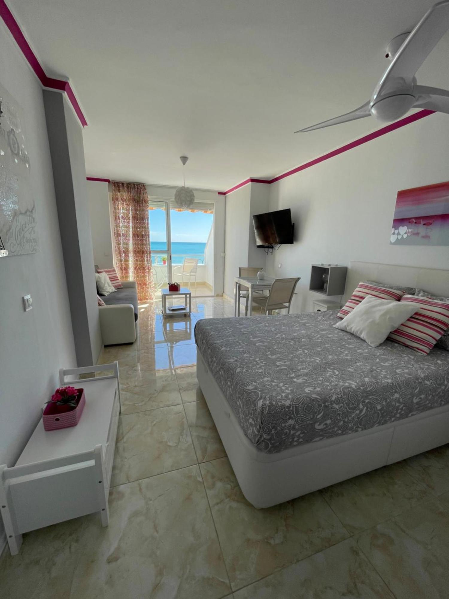 Apartament Roca Chica. - First Line *